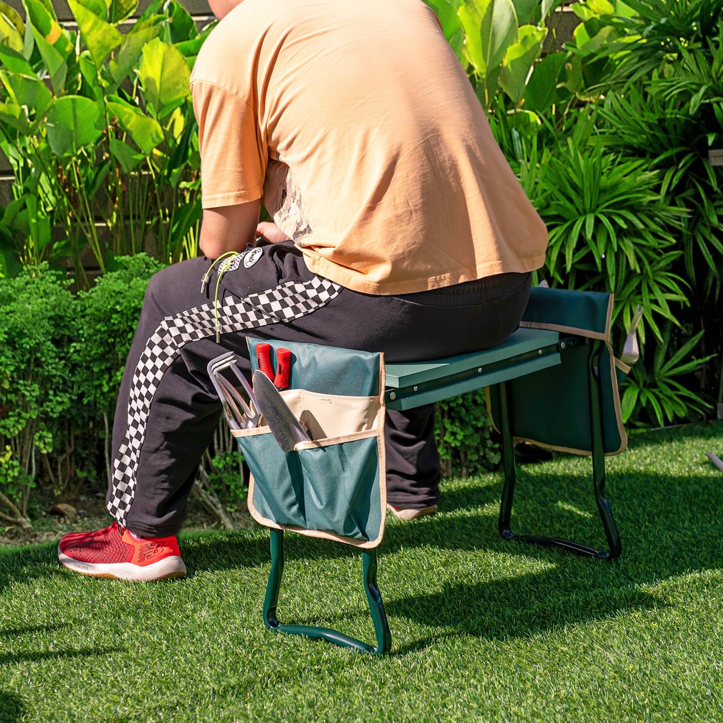 Chaise de Jardin à Genoux
